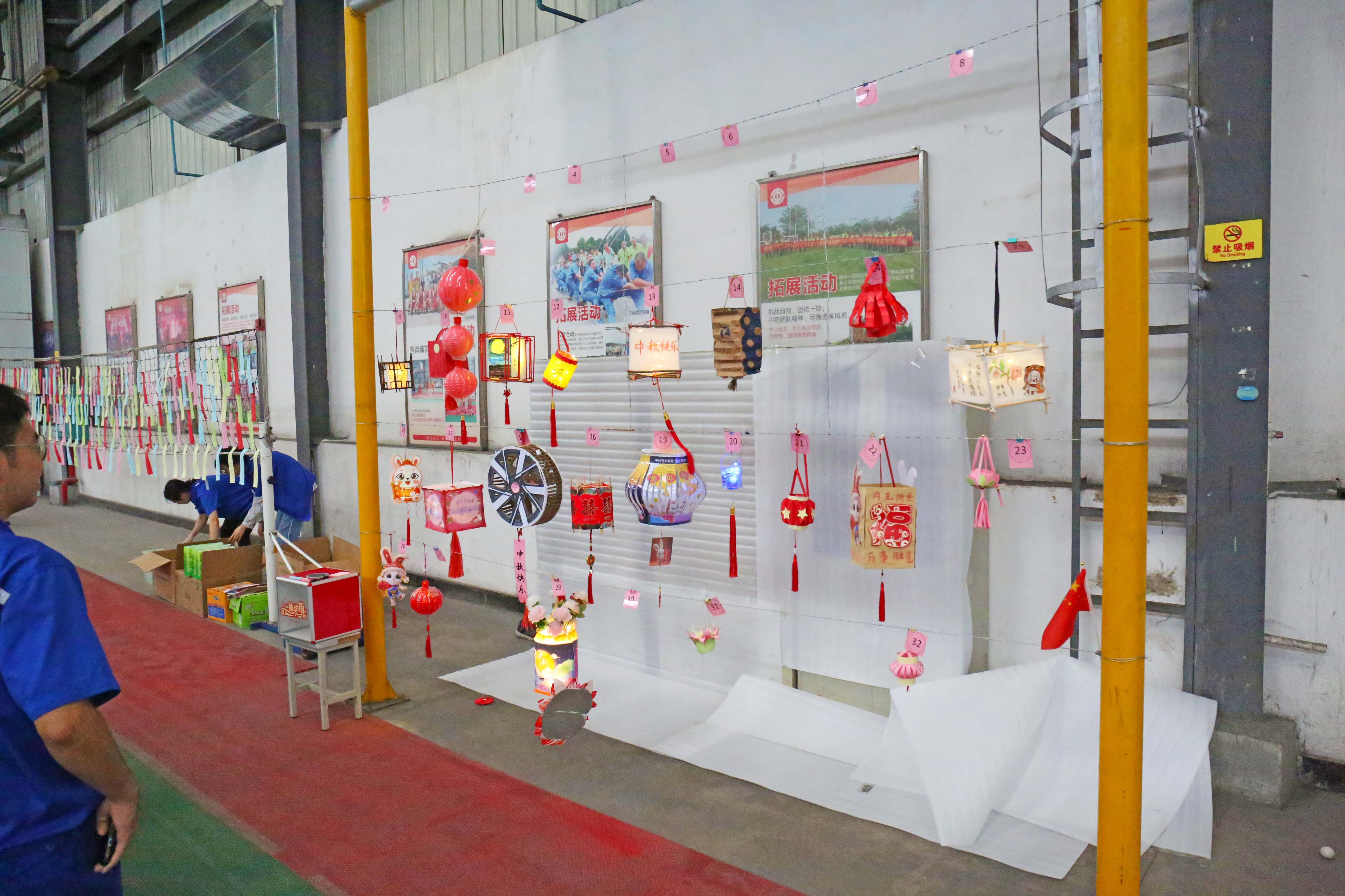 EL1A9000.jpg EL1A9000.jpg